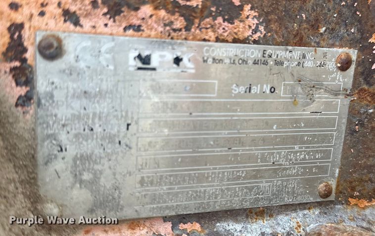 image for item DP8904 NPK GH-2 breaker