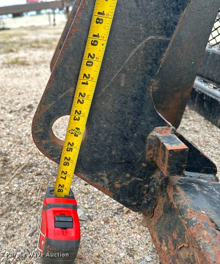 image for item DP8913 Man basket