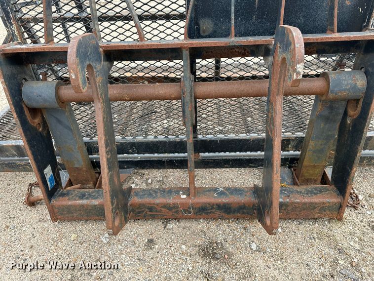 image for item DP8913 Man basket