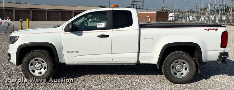 image for item DU1372 2016 Chevrolet Colorado Ext. Cab pickup truck