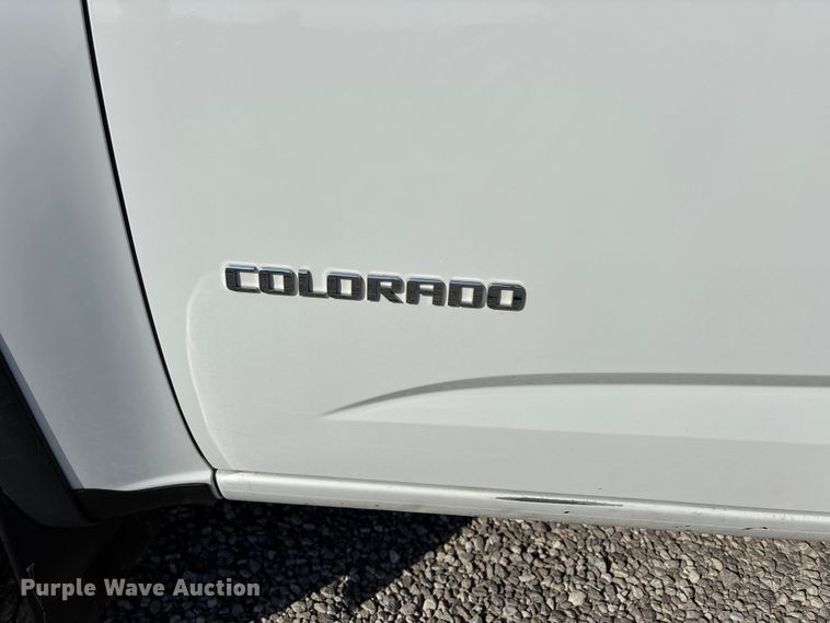 image for item DU1372 2016 Chevrolet Colorado Ext. Cab pickup truck