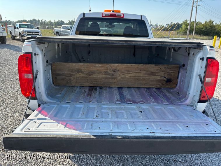 image for item DU1372 2016 Chevrolet Colorado Ext. Cab pickup truck