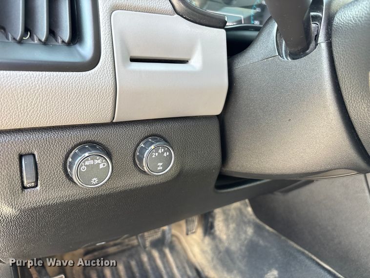 image for item DU1372 2016 Chevrolet Colorado Ext. Cab pickup truck