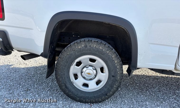 image for item DU1372 2016 Chevrolet Colorado Ext. Cab pickup truck