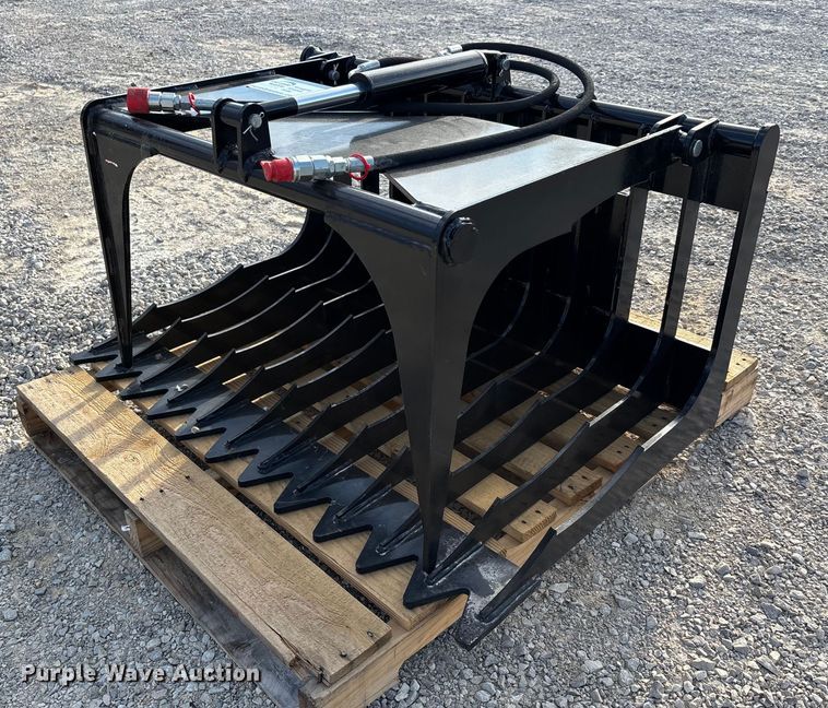 image for item DU1378 GIYI GY-HWG44C compact utility loader grapple bucket