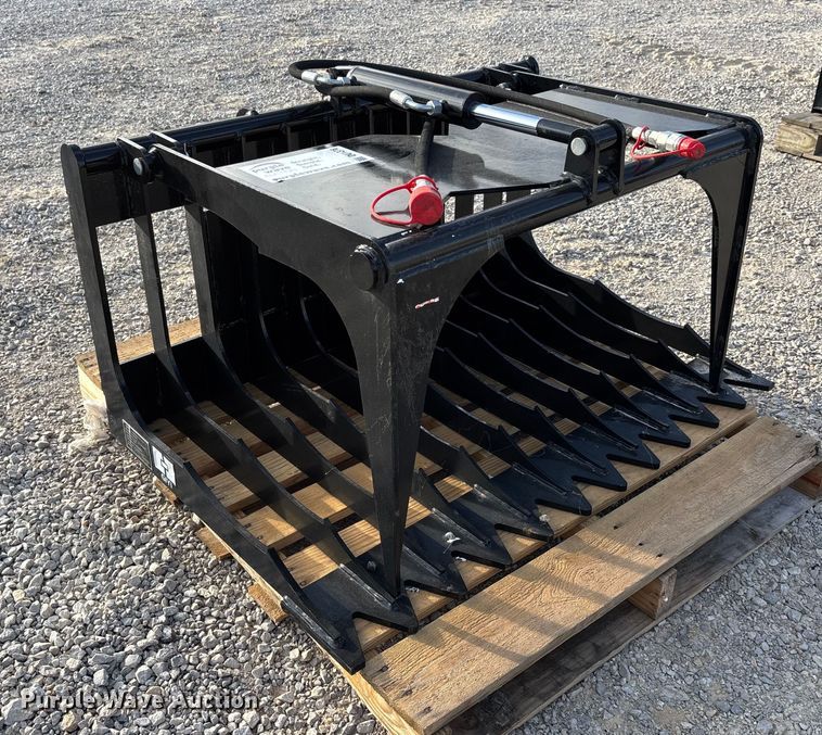 image for item DU1378 GIYI GY-HWG44C compact utility loader grapple bucket