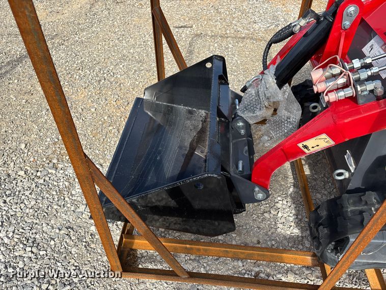 image for item DU1381 2025 AGT YSRT14 compact utility loader