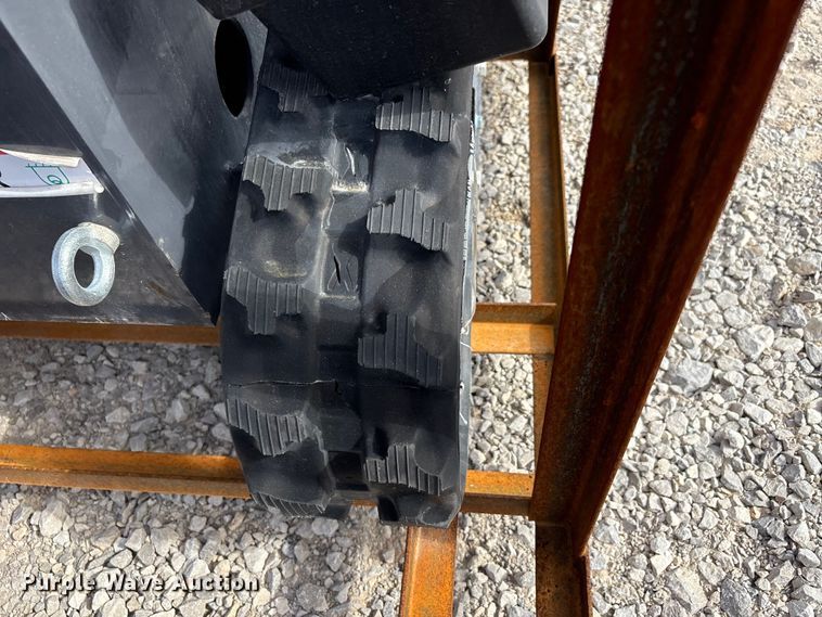 image for item DU1381 2025 AGT YSRT14 compact utility loader