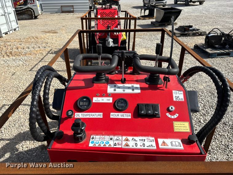 image for item DU1382 2025 AGT YSRT14 compact utility loader