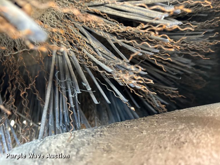 image for item DU1385 Edge 72