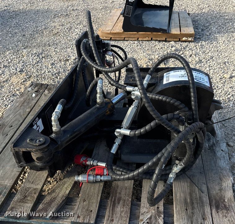 image for item DU1391 2025 GIYI GY-SZYMJ compact utility loader stump grinder