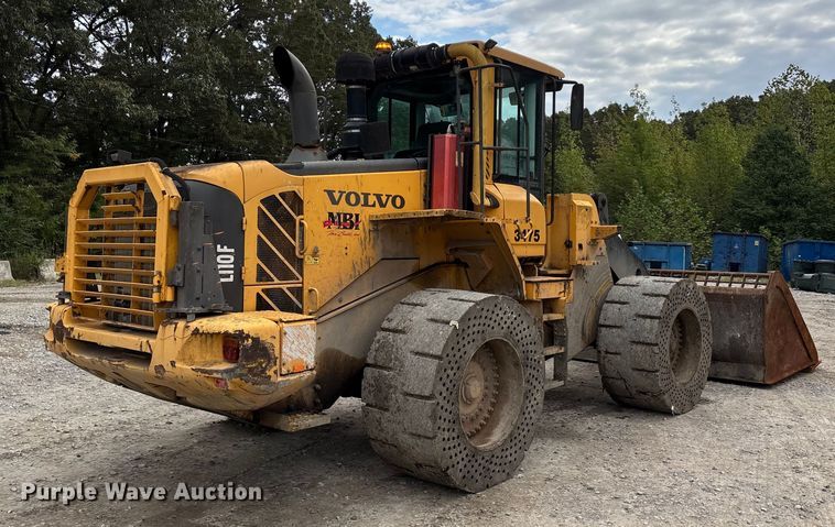 image for item DU1405 2011 Volvo L110F wheel loader