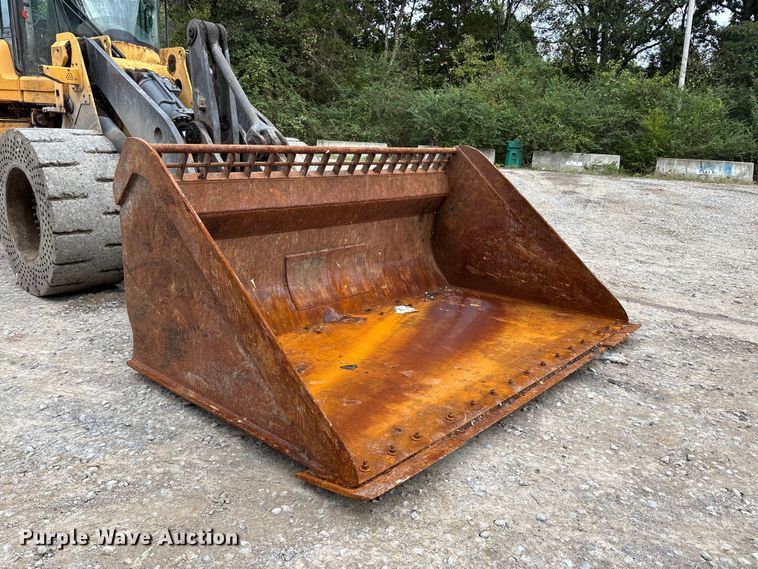 image for item DU1405 2011 Volvo L110F wheel loader