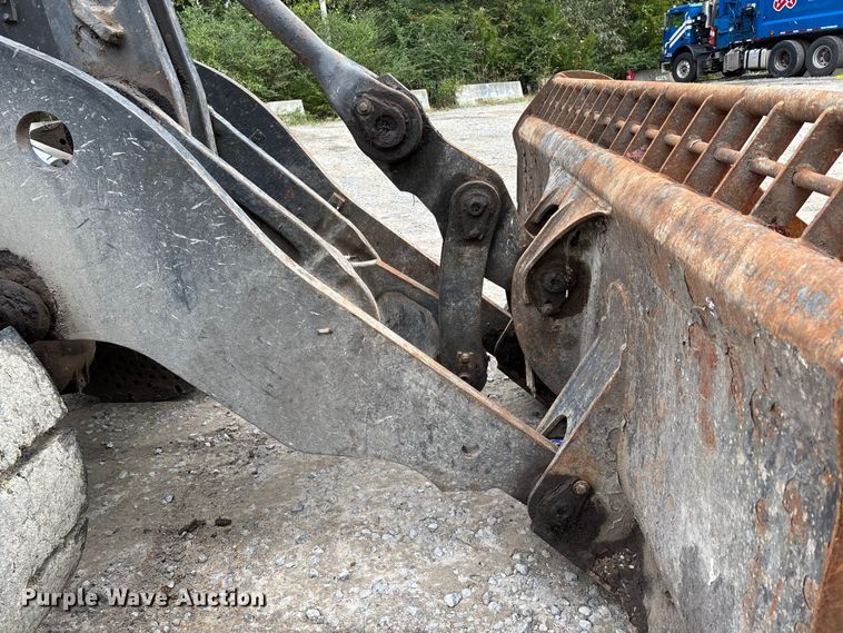 image for item DU1405 2011 Volvo L110F wheel loader