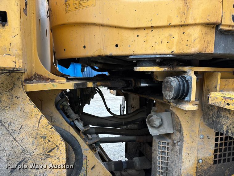 image for item DU1405 2011 Volvo L110F wheel loader
