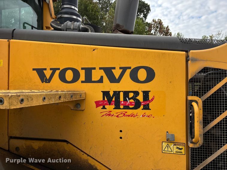 image for item DU1405 2011 Volvo L110F wheel loader