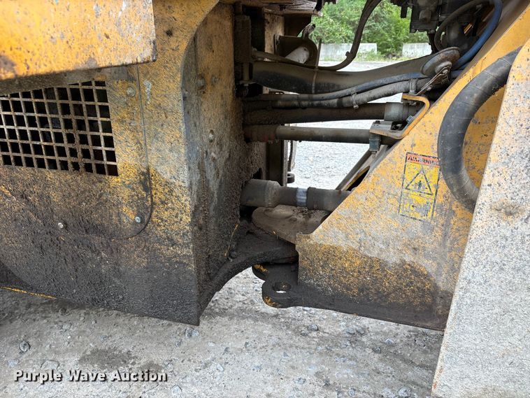 image for item DU1405 2011 Volvo L110F wheel loader