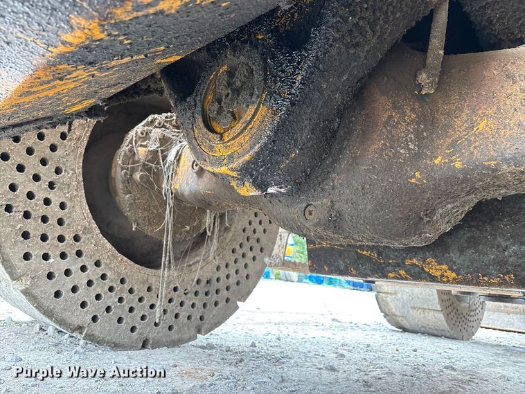 image for item DU1405 2011 Volvo L110F wheel loader