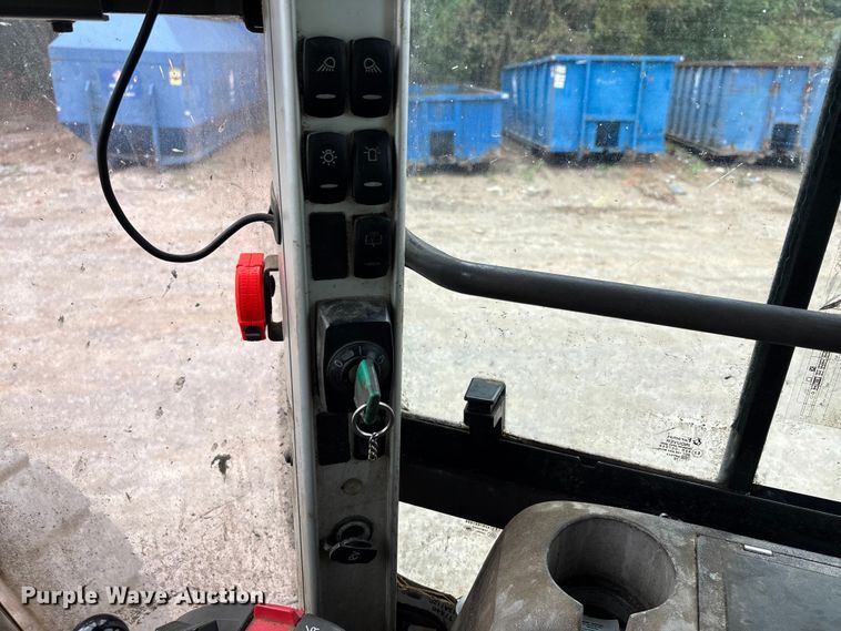 image for item DU1405 2011 Volvo L110F wheel loader