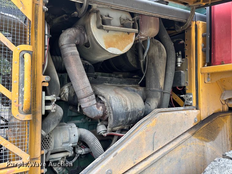 image for item DU1405 2011 Volvo L110F wheel loader