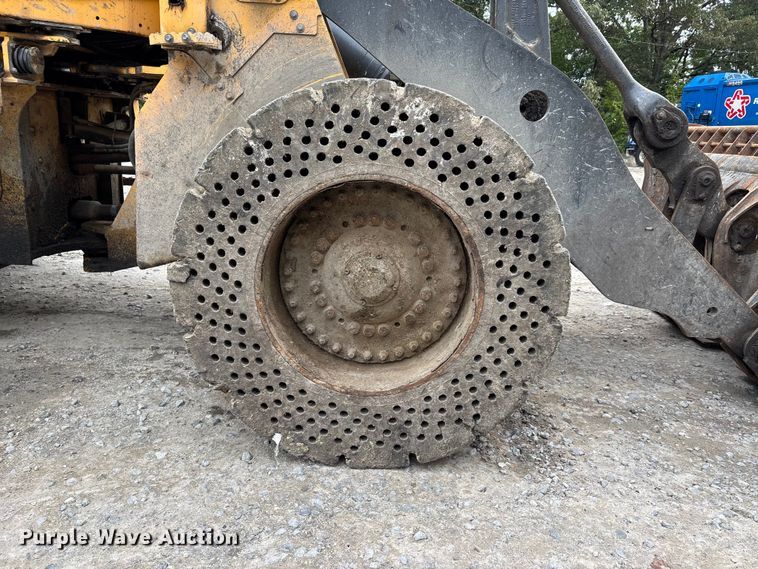 image for item DU1405 2011 Volvo L110F wheel loader