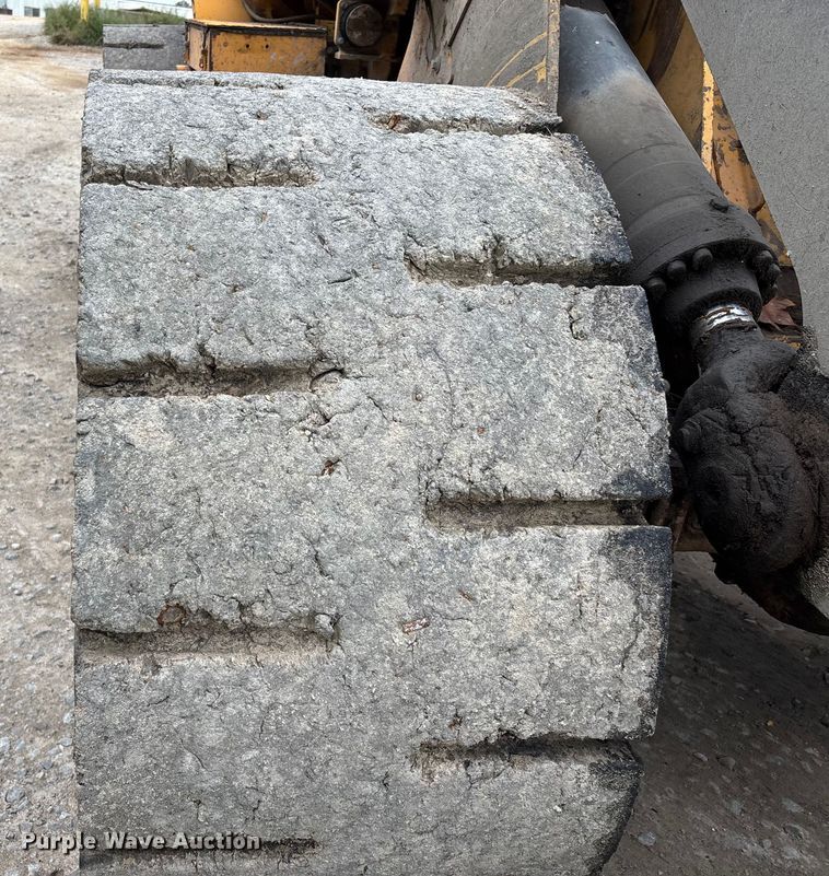 image for item DU1405 2011 Volvo L110F wheel loader