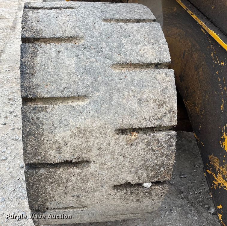 image for item DU1405 2011 Volvo L110F wheel loader