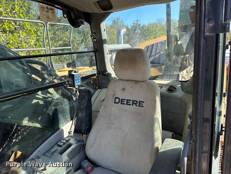 image for item DU1407 2015 John Deere 380G LC excavator