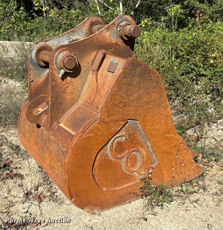 image for item DU1407 2015 John Deere 380G LC excavator