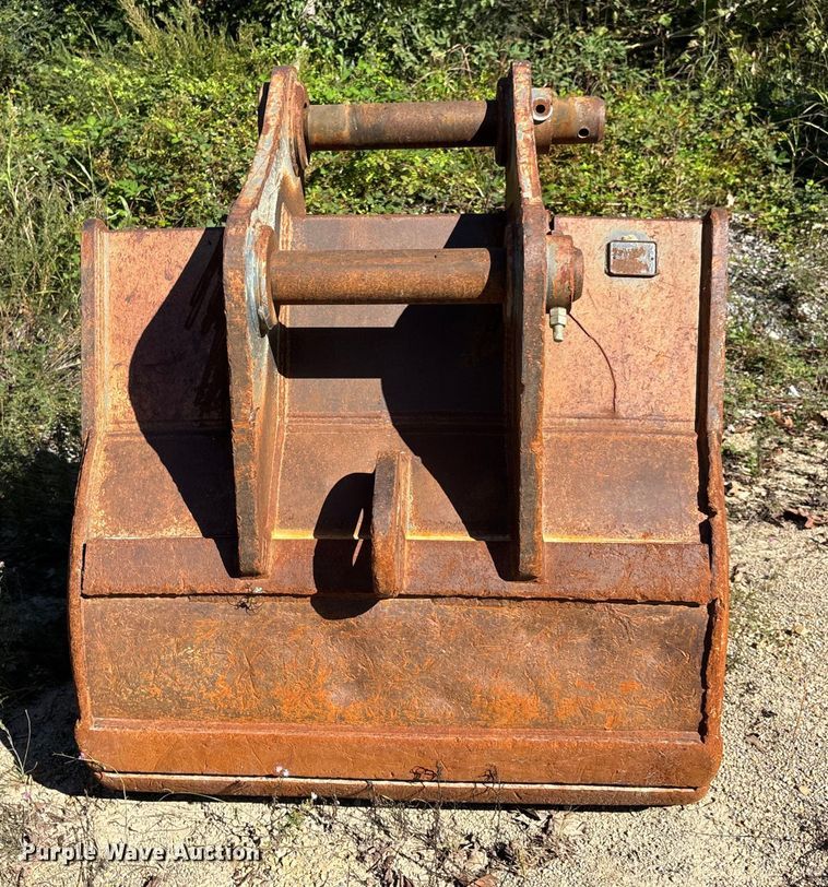 image for item DU1407 2015 John Deere 380G LC excavator