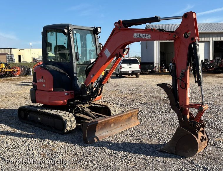 EXCAVADORA 2015 KUBOTA U354