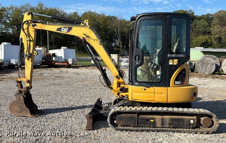 image for item DU1422 2011 Caterpillar 304D CR mini excavator