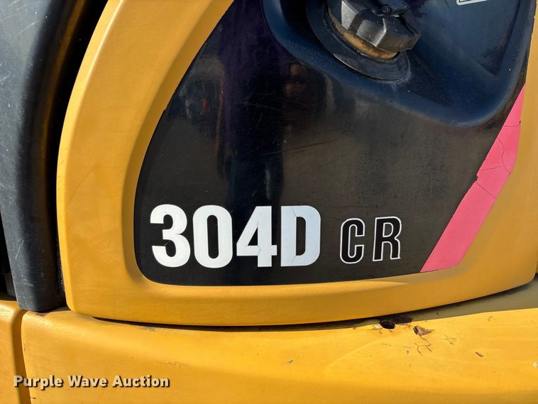 image for item DU1422 2011 Caterpillar 304D CR mini excavator