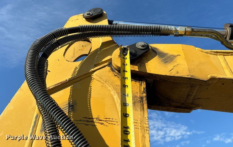 image for item DU1422 2011 Caterpillar 304D CR mini excavator