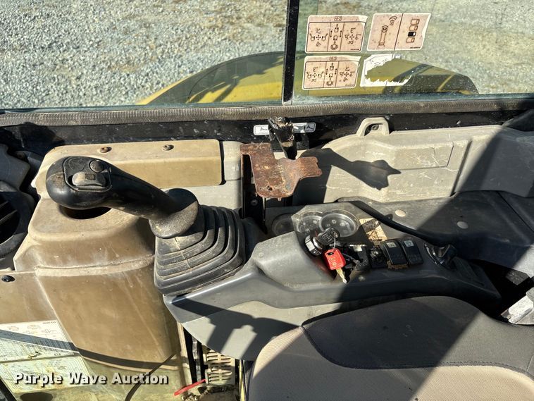 image for item DU1422 2011 Caterpillar 304D CR mini excavator