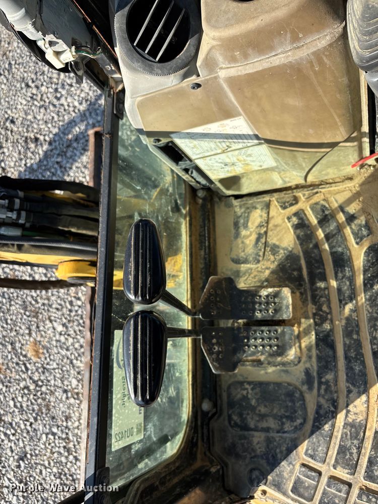 image for item DU1422 2011 Caterpillar 304D CR mini excavator