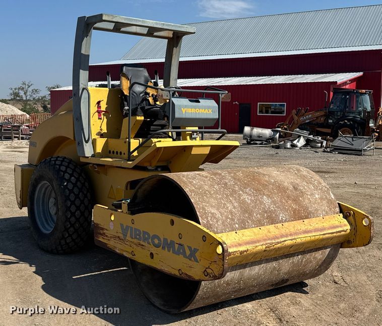 image for item DU3501 2006 Vibromax VM66D single drum vibratory roller