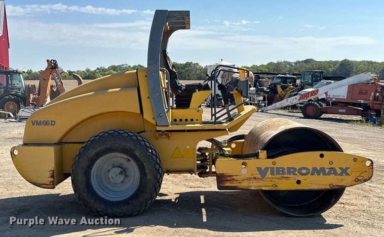 image for item DU3501 2006 Vibromax VM66D single drum vibratory roller