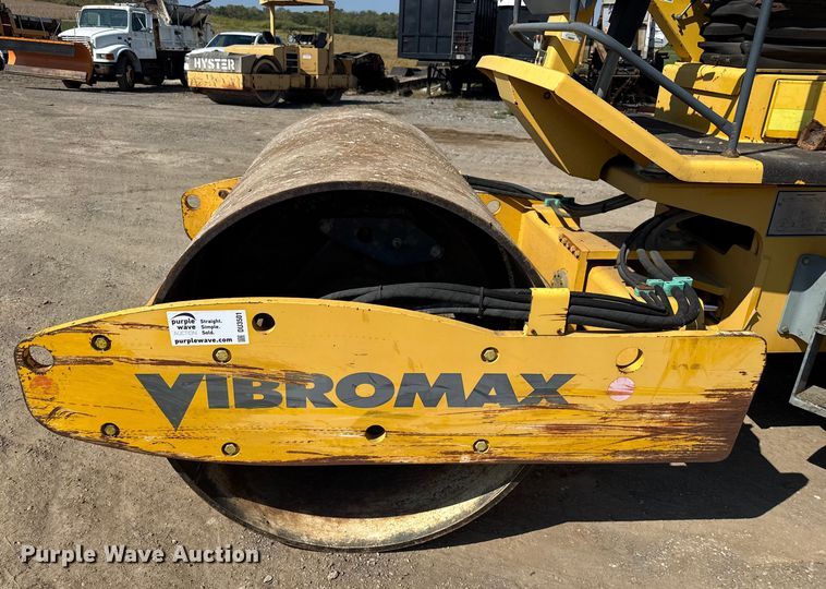 image for item DU3501 2006 Vibromax VM66D single drum vibratory roller