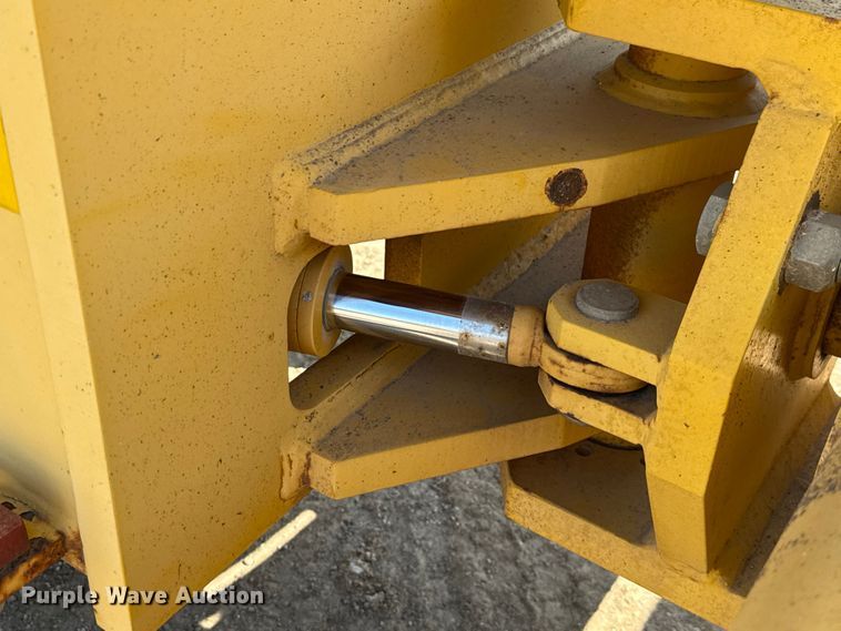 image for item DU3501 2006 Vibromax VM66D single drum vibratory roller