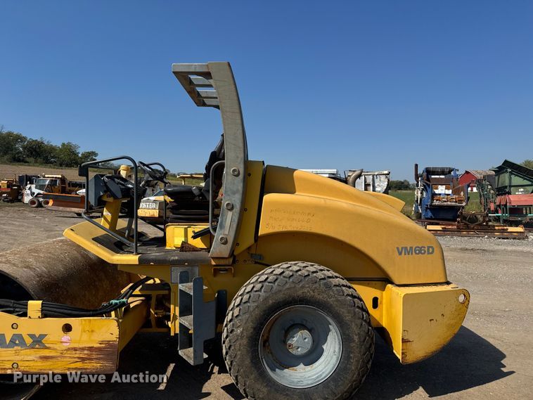 image for item DU3501 2006 Vibromax VM66D single drum vibratory roller