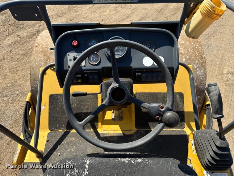 image for item DU3501 2006 Vibromax VM66D single drum vibratory roller