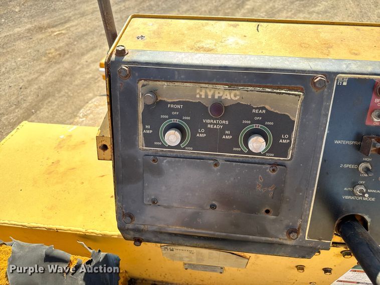 image for item DU3502 Hyster C-766-A double drum vibratory roller