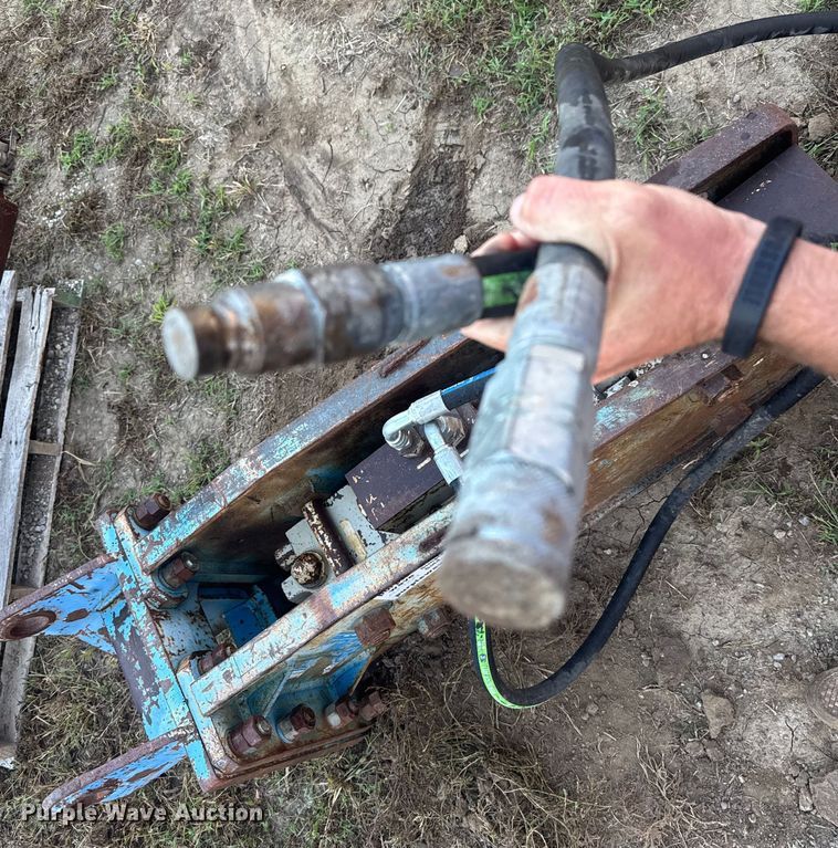 image for item DU3504 2013 Case 580 Super N WT backhoe