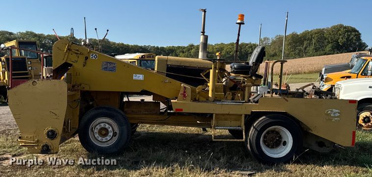 image for item DU3506 Etnyre chip spreader