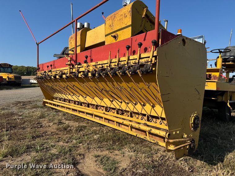 image for item DU3506 Etnyre chip spreader