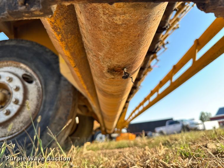 image for item DU3506 Etnyre chip spreader