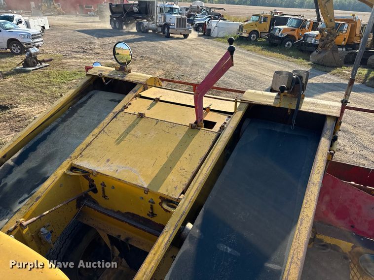 image for item DU3506 Etnyre chip spreader