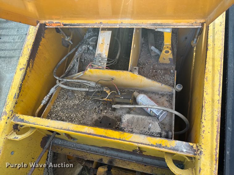 image for item DU3506 Etnyre chip spreader