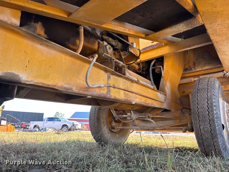 image for item DU3506 Etnyre chip spreader